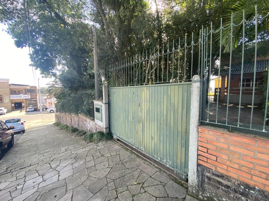 CASA COM 3 DORMITÓRIOS, 2 VAGAS, 300M² ÁREA PRIVATIVA para venda EM SETE DE SETEMBRO - foto 3