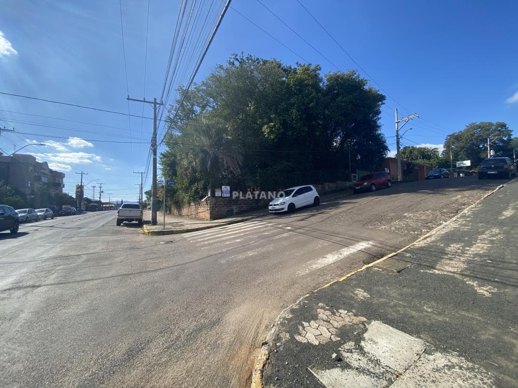 CASA COM 2 DORMITÓRIOS, 4 VAGAS, 445M² ÁREA PRIVATIVA para venda EM SETE DE SETEMBRO - foto 2