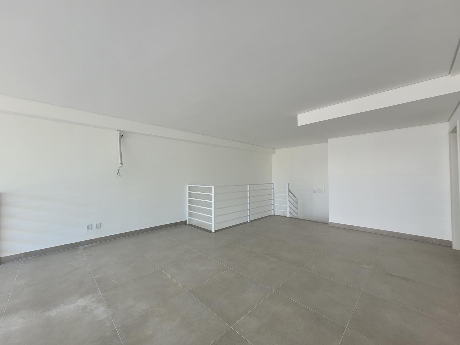 LOJA / SALA, 2 VAGAS, 110M² ÁREA TOTAL para locação EM HARMONIA - foto 4