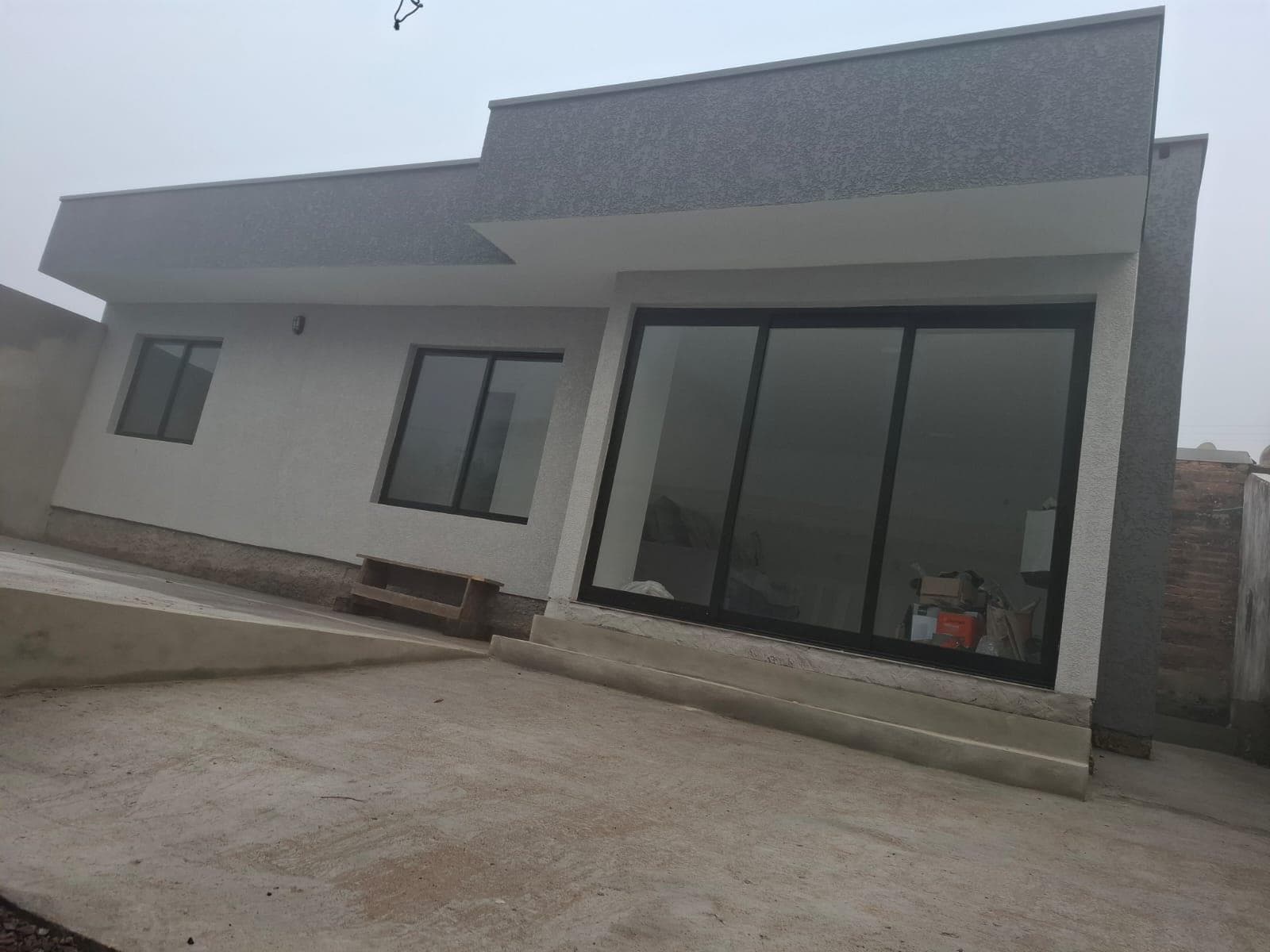 CASA COM 3 DORMITÓRIOS, 325M² ÁREA TOTAL para venda EM CIDADE NOVA - foto 1
