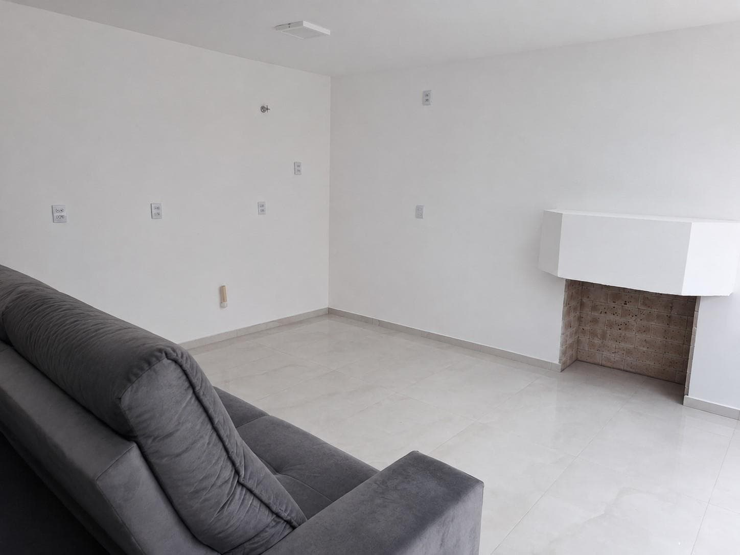 CASA COM 3 DORMITÓRIOS, 325M² ÁREA TOTAL para venda EM CIDADE NOVA - foto 3