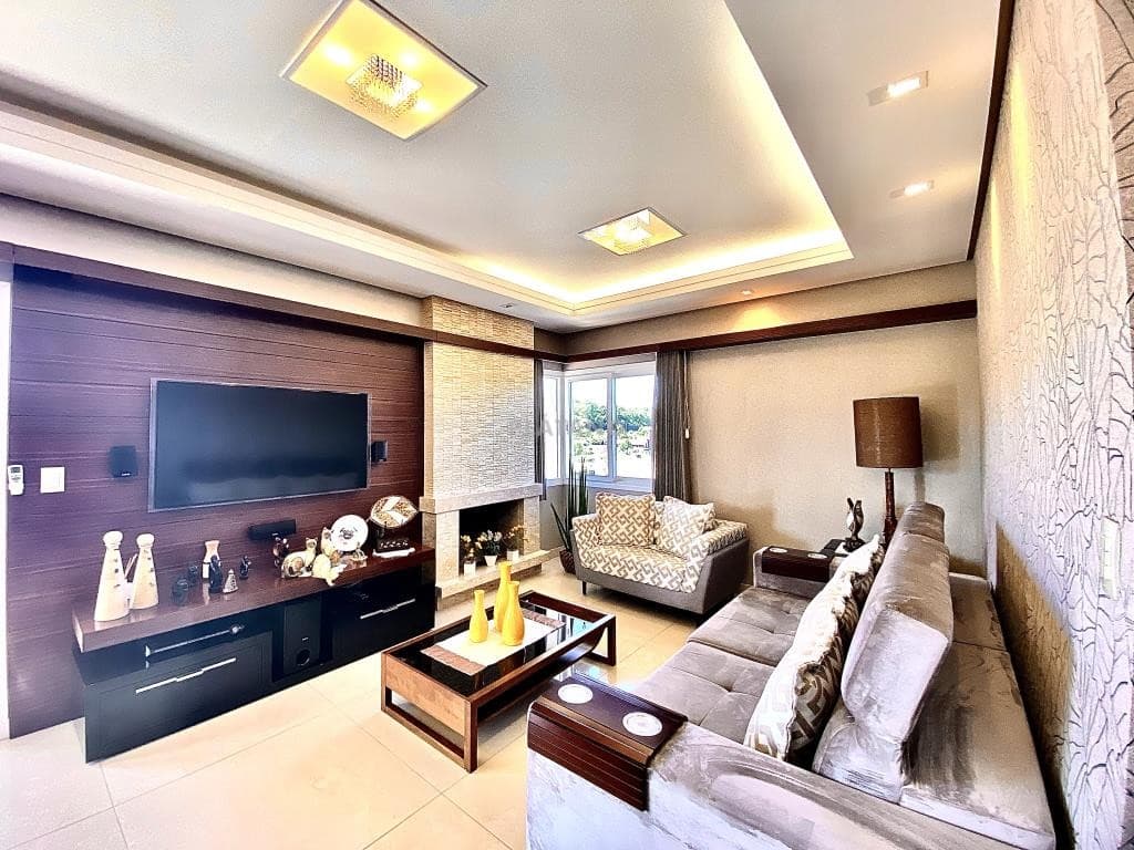 APARTAMENTO COM 3 DORMITÓRIOS, 2 VAGAS, 216M² ÁREA PRIVATIVA para venda EM CENTRO - foto 2