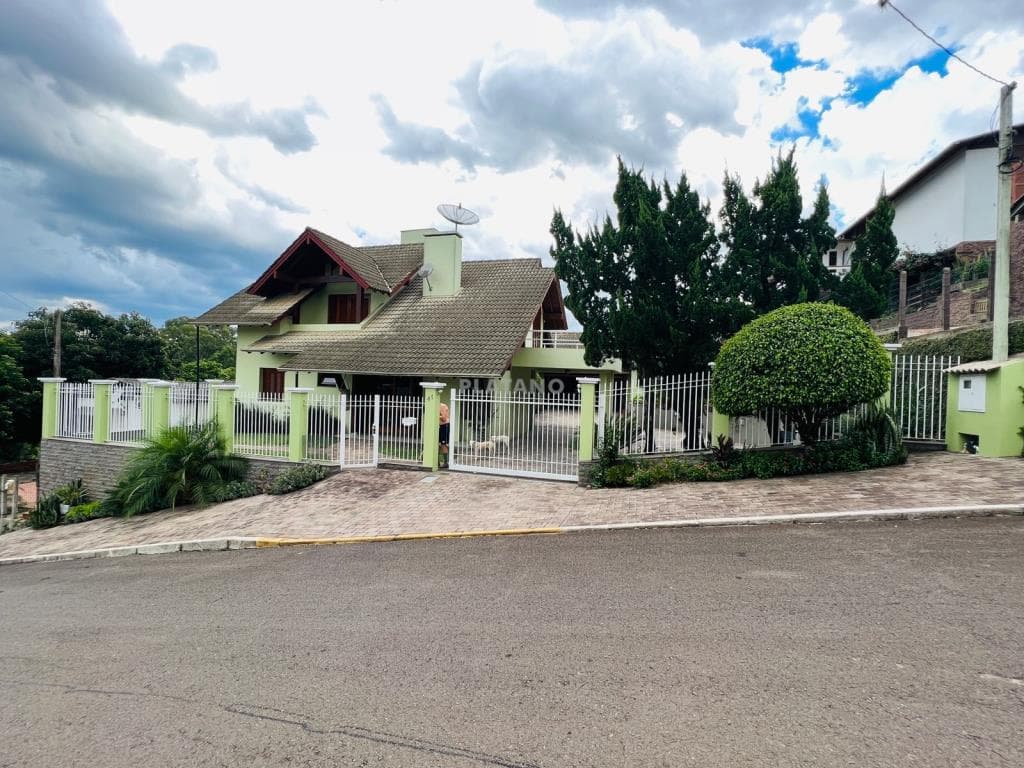 CASA COM 3 DORMITÓRIOS, 2 VAGAS, 601M² ÁREA TOTAL para venda EM MORADA DO SOL - foto 2
