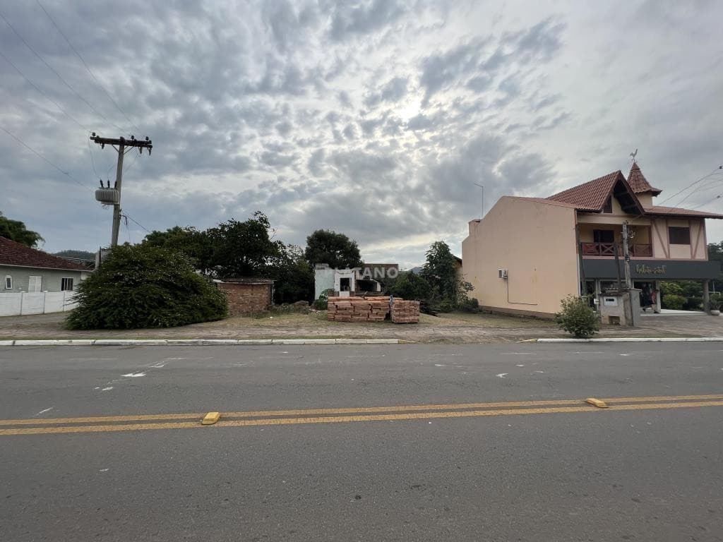 TERRENO, 1200M² ÁREA TOTAL para venda EM CENTRO - foto 1