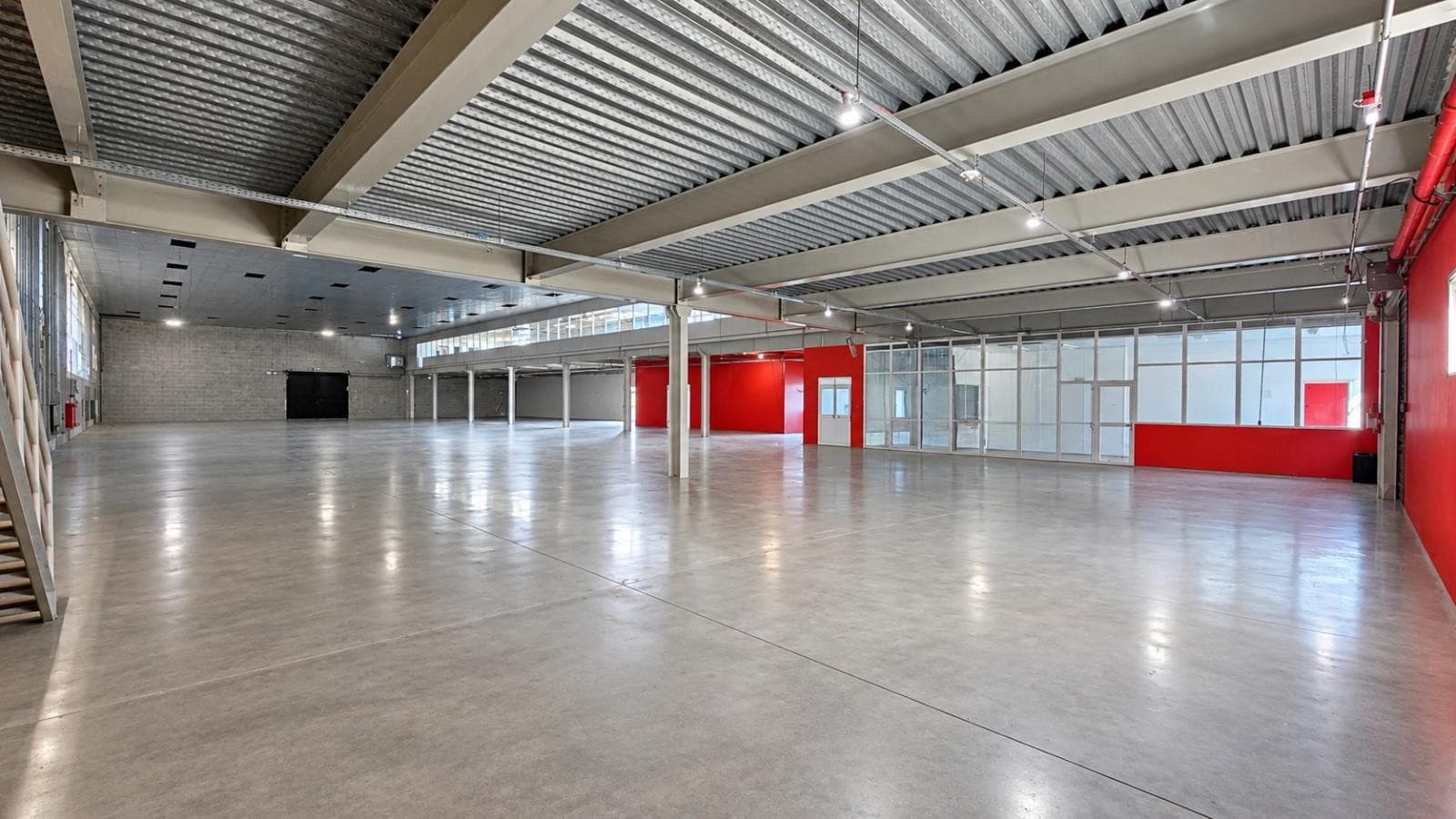 PAVILHÃO / PRÉDIO, 2531M² ÁREA PRIVATIVA para venda EM CIDADE NOVA - foto 2