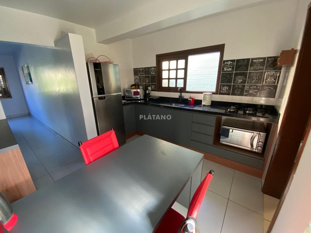 CASA COM 5 DORMITÓRIOS, 3 VAGAS, 268M² ÁREA PRIVATIVA para venda EM LIRA - foto 3