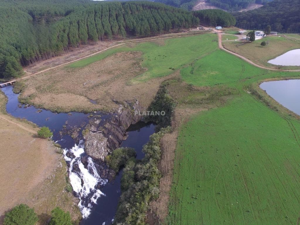 CHÁCARA / SÍTIO COM 4 DORMITÓRIOS, 4 VAGAS, 1000M² ÁREA PRIVATIVA para venda EM CENTRO - foto 1