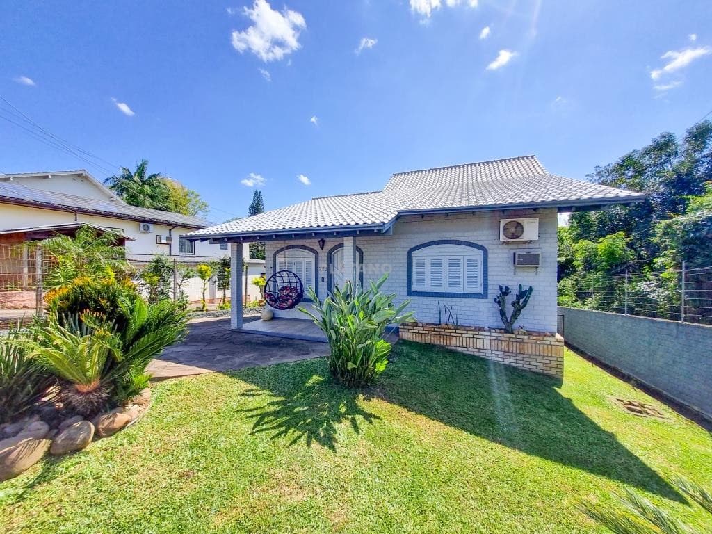 CASA COM 3 DORMITÓRIOS, 2 VAGAS, 125M² ÁREA PRIVATIVA para venda EM FARROUPILHA - foto 1