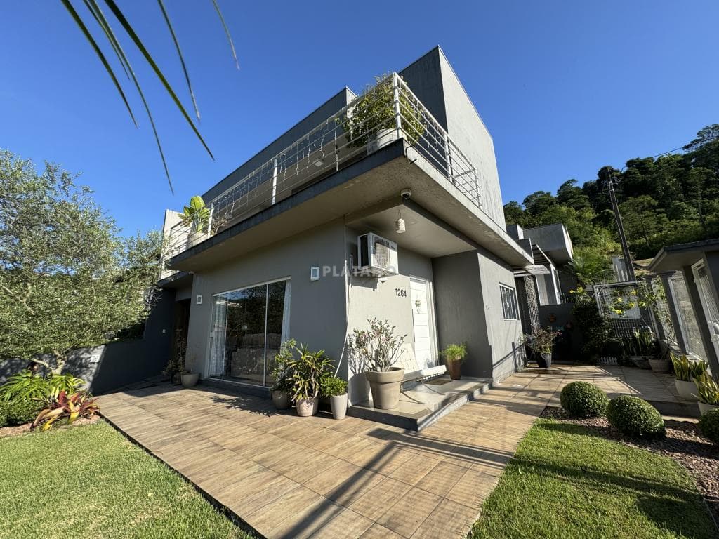 CASA COM 3 DORMITÓRIOS, 2 VAGAS, 137M² ÁREA PRIVATIVA para venda EM JARDIM BÜHLER - foto 1