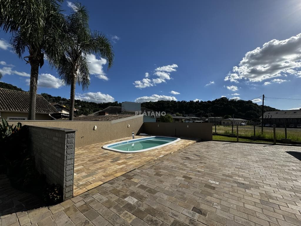 CASA COM 3 DORMITÓRIOS, 2 VAGAS, 160M² ÁREA PRIVATIVA para venda EM CENTRO - foto 3