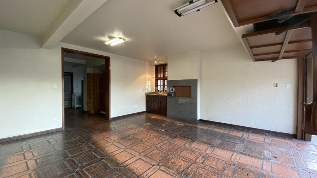 CASA COM 4 DORMITÓRIOS, 2 VAGAS, 298M² ÁREA PRIVATIVA para venda EM JARDIM DO ALTO - foto 3
