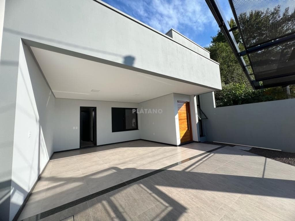 CASA COM 3 DORMITÓRIOS, 2 VAGAS, 144M² ÁREA PRIVATIVA para venda EM BELA VISTA - foto 2