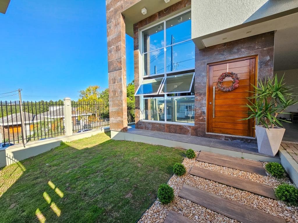 CASA COM 3 DORMITÓRIOS, 3 VAGAS, 160M² ÁREA PRIVATIVA para venda EM JARDIM PANORÂMICO - foto 2