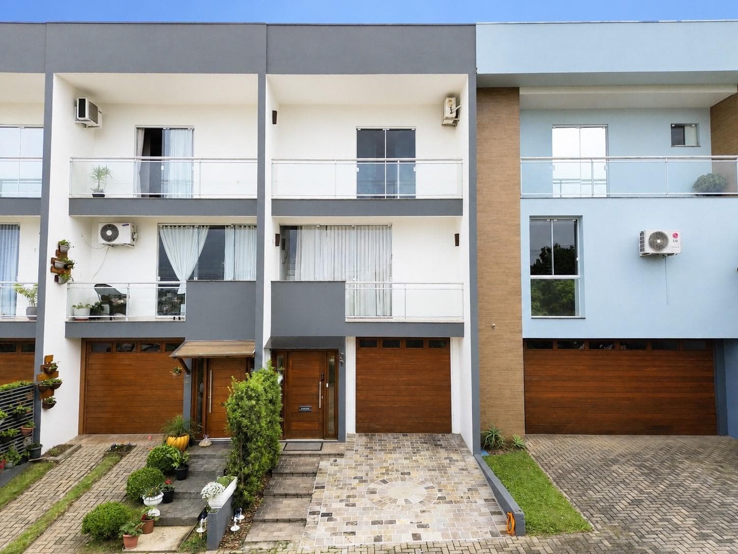 CASA COM 2 DORMITÓRIOS, 1 VAGA, 125M² ÁREA PRIVATIVA para venda EM JARDIM BÜHLER - foto 1
