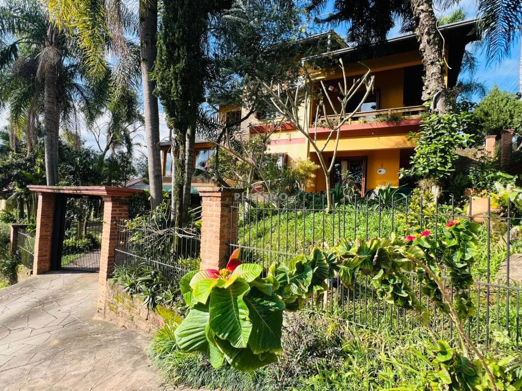 CASA COM 3 DORMITÓRIOS, 4 VAGAS, 244M² ÁREA PRIVATIVA para venda EM JARDIM DO ALTO - foto 2