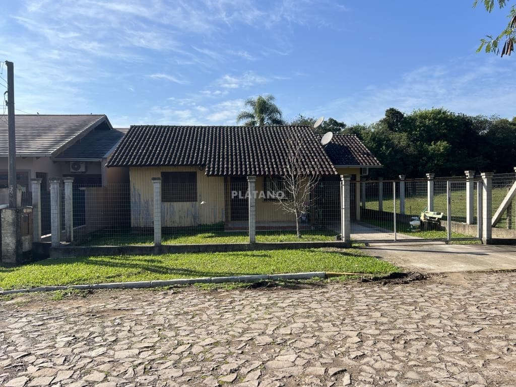 CASA COM 2 DORMITÓRIOS, 1 VAGA, 75M² ÁREA TOTAL para venda EM SETE DE SETEMBRO - foto 1