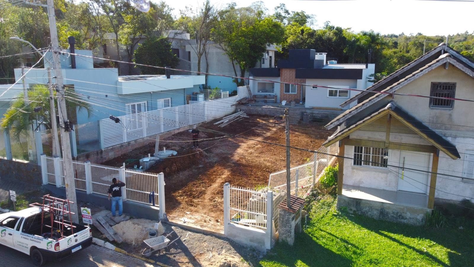 CASA COM 2 DORMITÓRIOS, 2 VAGAS, 80M² ÁREA PRIVATIVA para venda EM CIDADE NOVA - foto 1