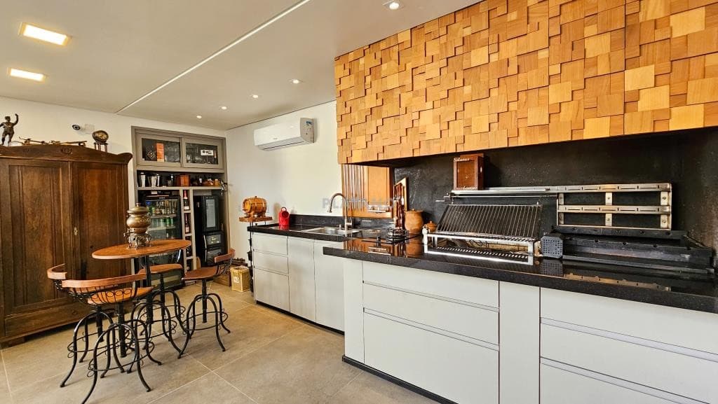 CASA COM 4 DORMITÓRIOS, 2 VAGAS, 343M² ÁREA PRIVATIVA para venda EM JARDIM DO ALTO - foto 3