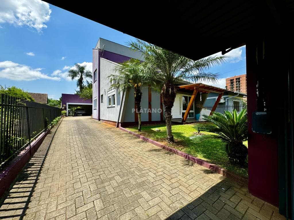 CASA COM 3 DORMITÓRIOS (1 SUÍTE), 2 VAGAS, 217M² ÁREA PRIVATIVA para venda EM JARDIM BÜHLER - foto 2