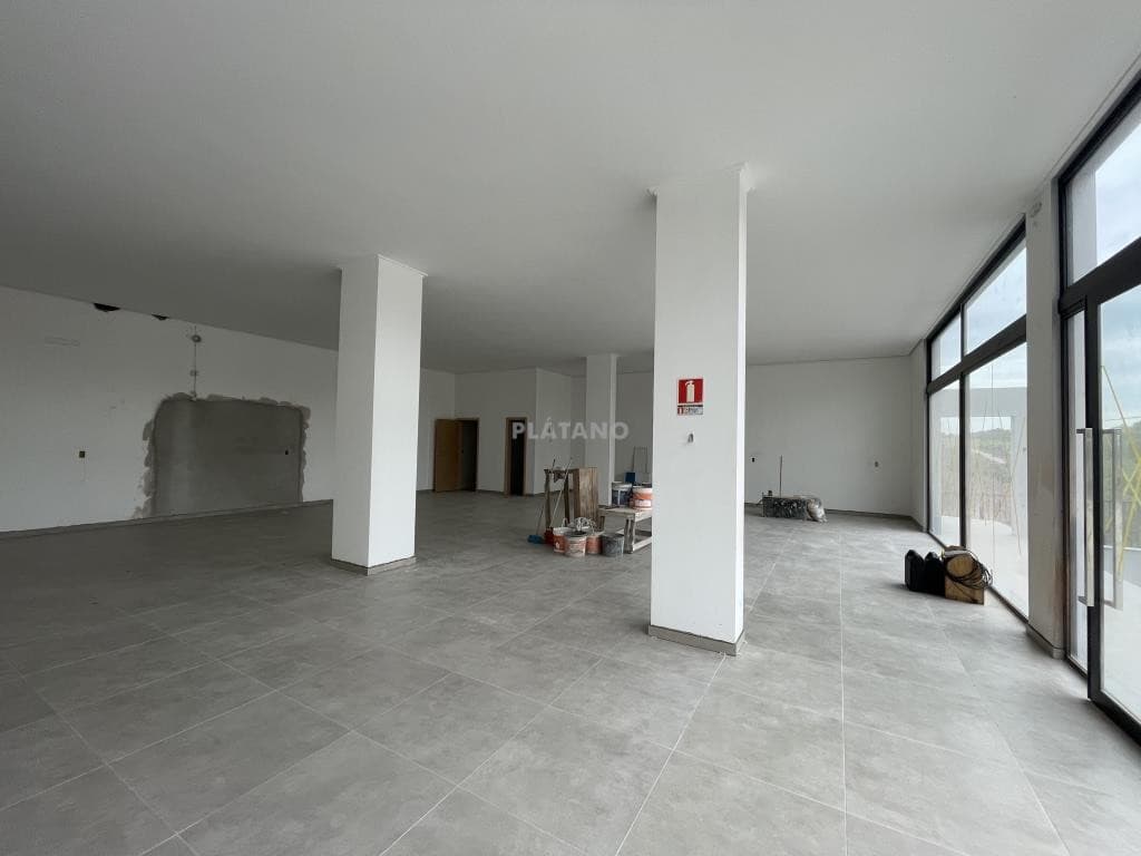 LOJA / SALA, 150M² ÁREA TOTAL para locação EM CENTRO - foto 4
