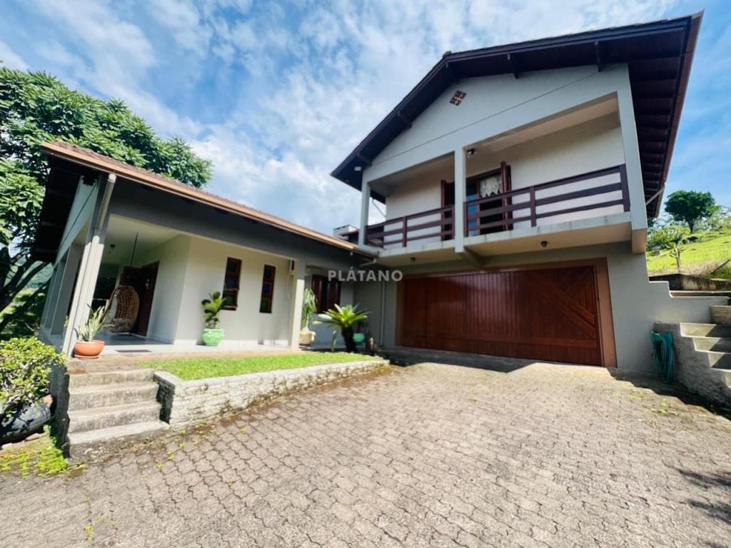 CHÁCARA / SÍTIO COM 4 DORMITÓRIOS, 2 VAGAS, 320M² ÁREA PRIVATIVA para venda EM CENTRO - foto 1