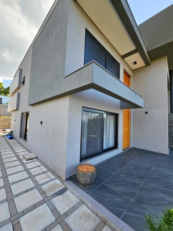 CASA EM CONDOMÍNIO COM 3 DORMITÓRIOS, 4 VAGAS, 267M² ÁREA PRIVATIVA para venda EM JARDIM BÜHLER - foto 2
