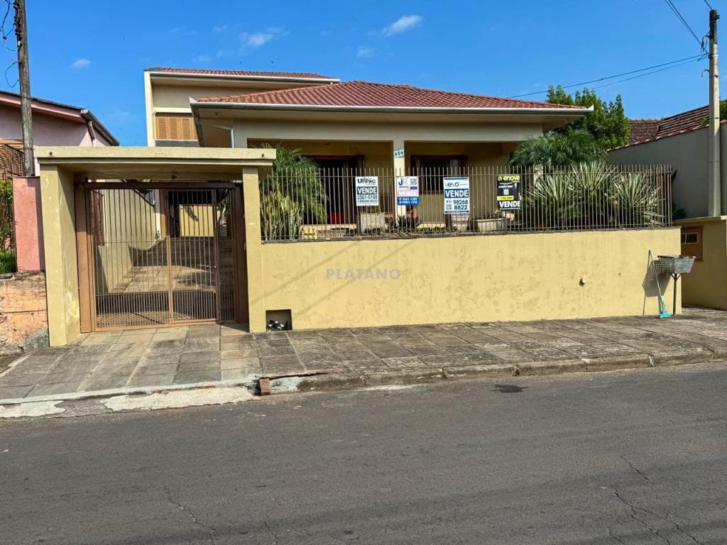 CASA COM 4 DORMITÓRIOS, 4 VAGAS, 281M² ÁREA PRIVATIVA para venda EM CENTRO - foto 3