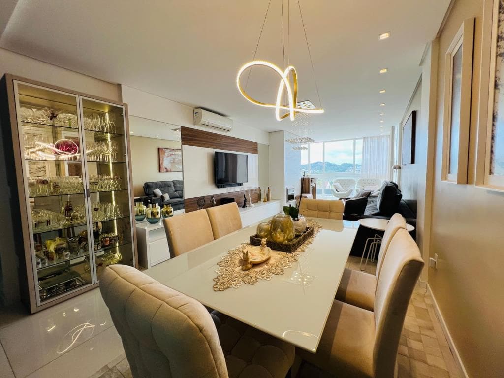 APARTAMENTO COM 3 DORMITÓRIOS, 2 VAGAS, 151M² ÁREA PRIVATIVA para venda EM VISTA ALEGRE - foto 1