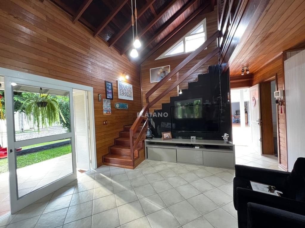 CASA COM 2 DORMITÓRIOS, 2 VAGAS, 184M² ÁREA TOTAL para venda EM JARDIM PANORÂMICO - foto 2