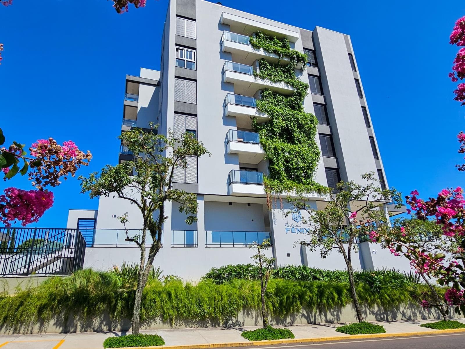 APARTAMENTO COM 3 DORMITÓRIOS, 2 VAGAS, 161M² ÁREA PRIVATIVA para venda EM CENTRO - foto 1