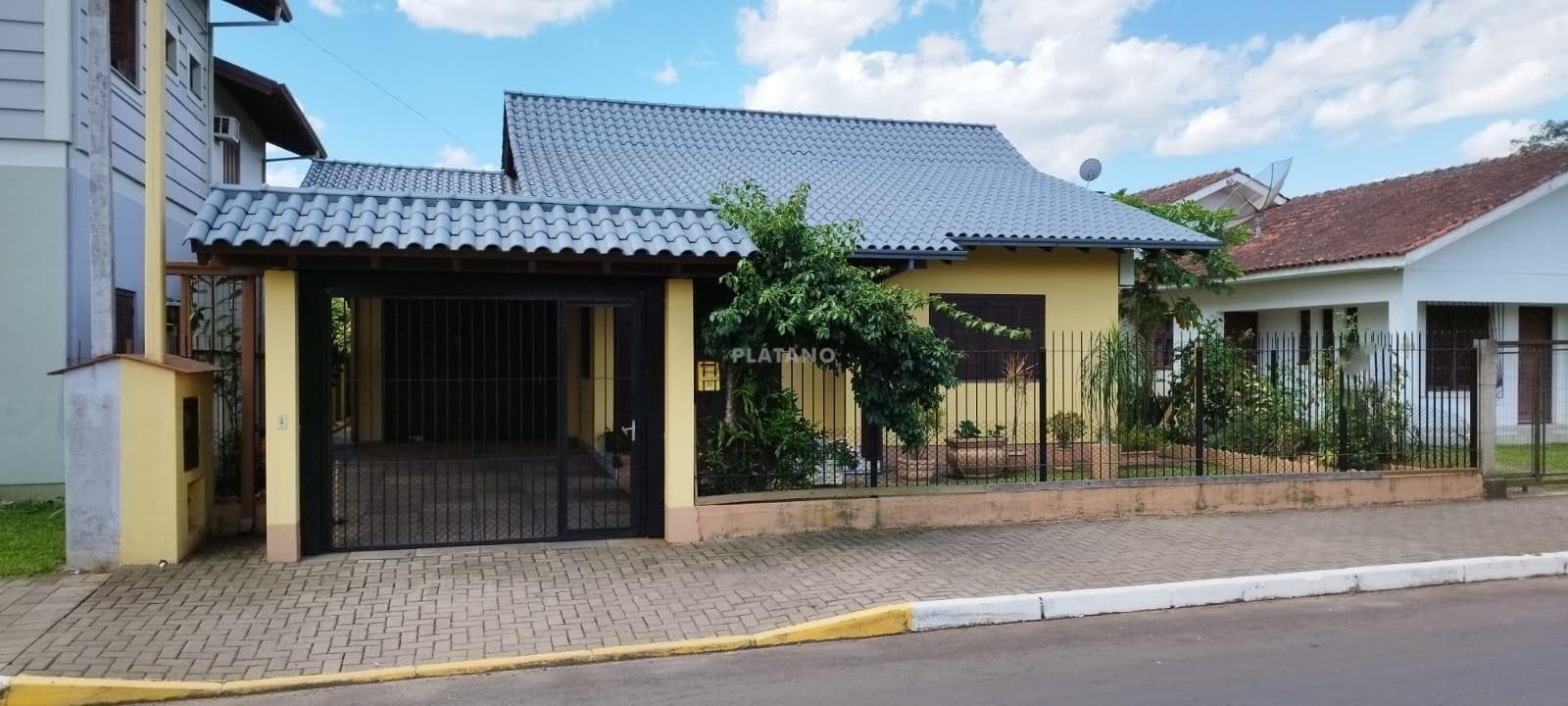 CASA COM 3 DORMITÓRIOS, 1 VAGA, 127M² ÁREA PRIVATIVA para venda EM CENTRO - foto 1
