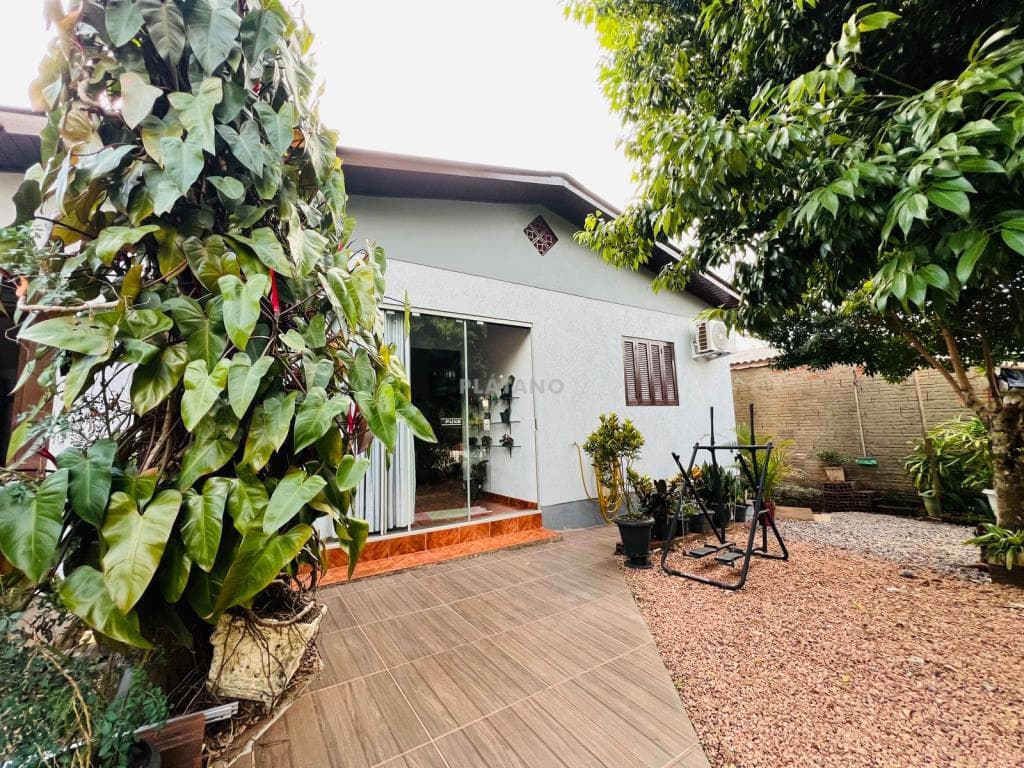 CASA COM 3 DORMITÓRIOS, 2 VAGAS, 168M² ÁREA PRIVATIVA para venda EM MORADA DO SOL - foto 1