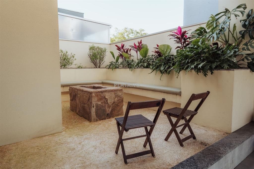 CASA COM 3 DORMITÓRIOS (1 SUÍTE), 2 VAGAS, 135M² ÁREA PRIVATIVA para venda EM BELA VISTA - foto 3