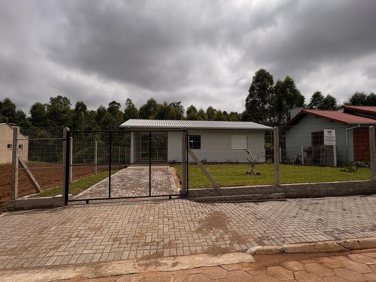 CASA COM 2 DORMITÓRIOS, 1 VAGA, 66M² ÁREA TOTAL para venda EM CENTRO - foto 1