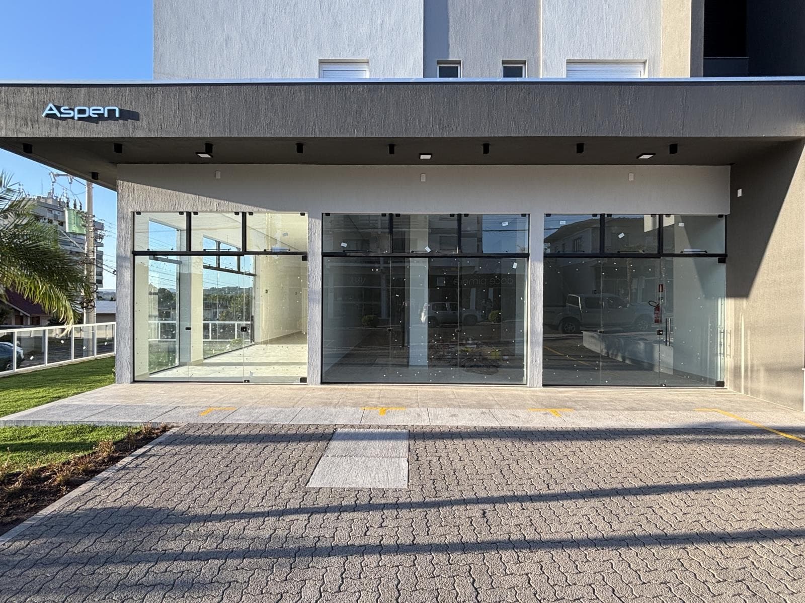 LOJA / SALA, 93M² ÁREA TOTAL para locação EM CENTRO - foto 5