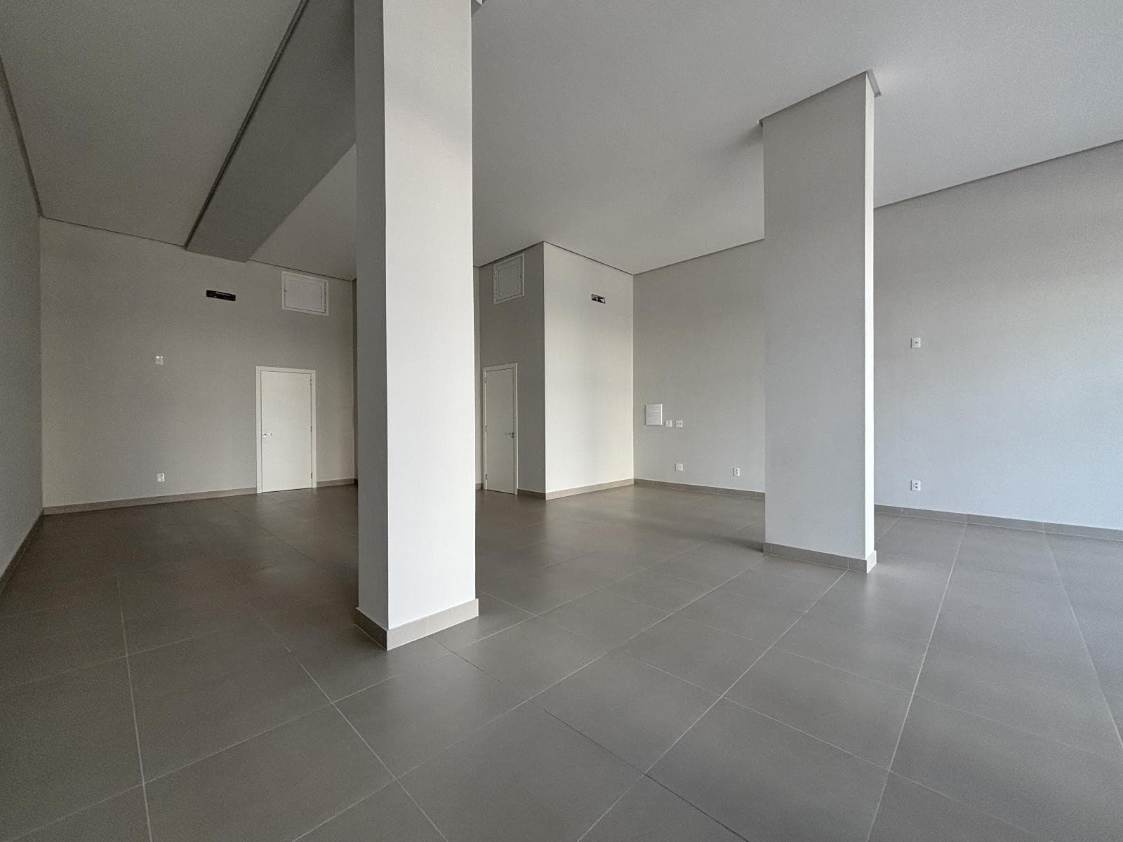 LOJA / SALA, 93M² ÁREA TOTAL para locação EM CENTRO - foto 3