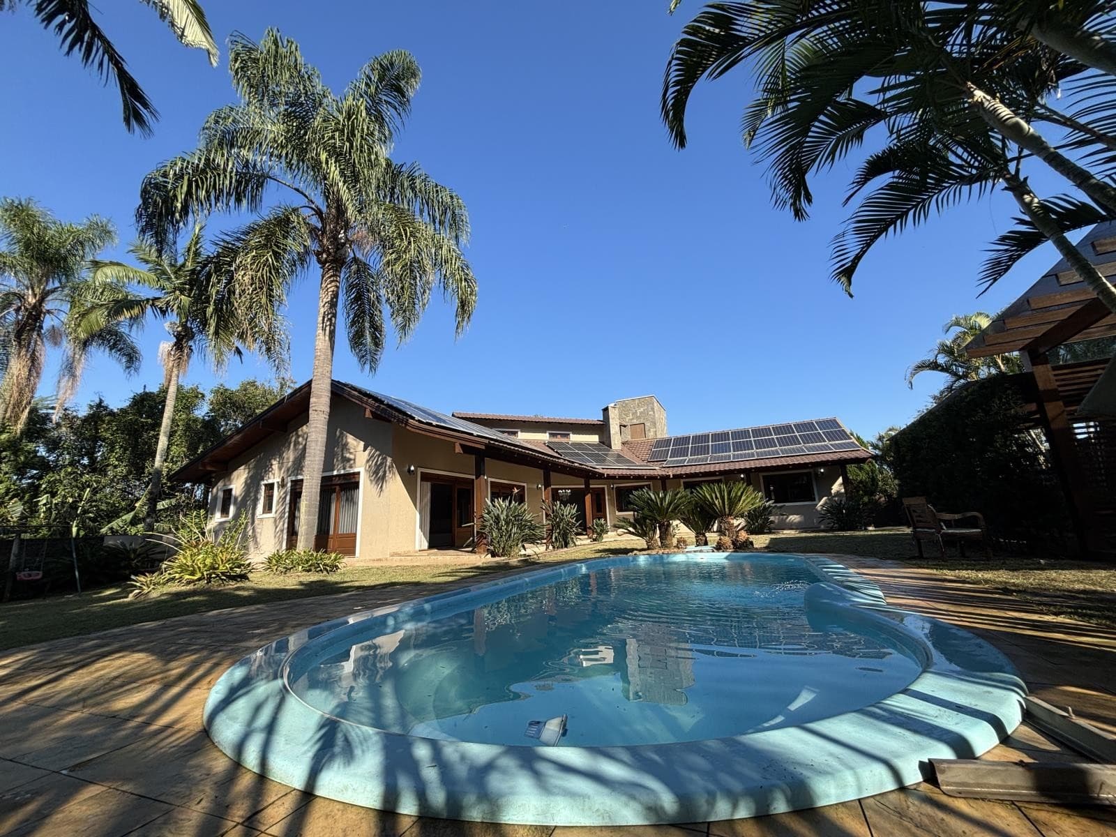CASA COM 4 DORMITÓRIOS (1 SUÍTE), 2 VAGAS, 440M² ÁREA PRIVATIVA para locação EM IPIRANGA - foto 2