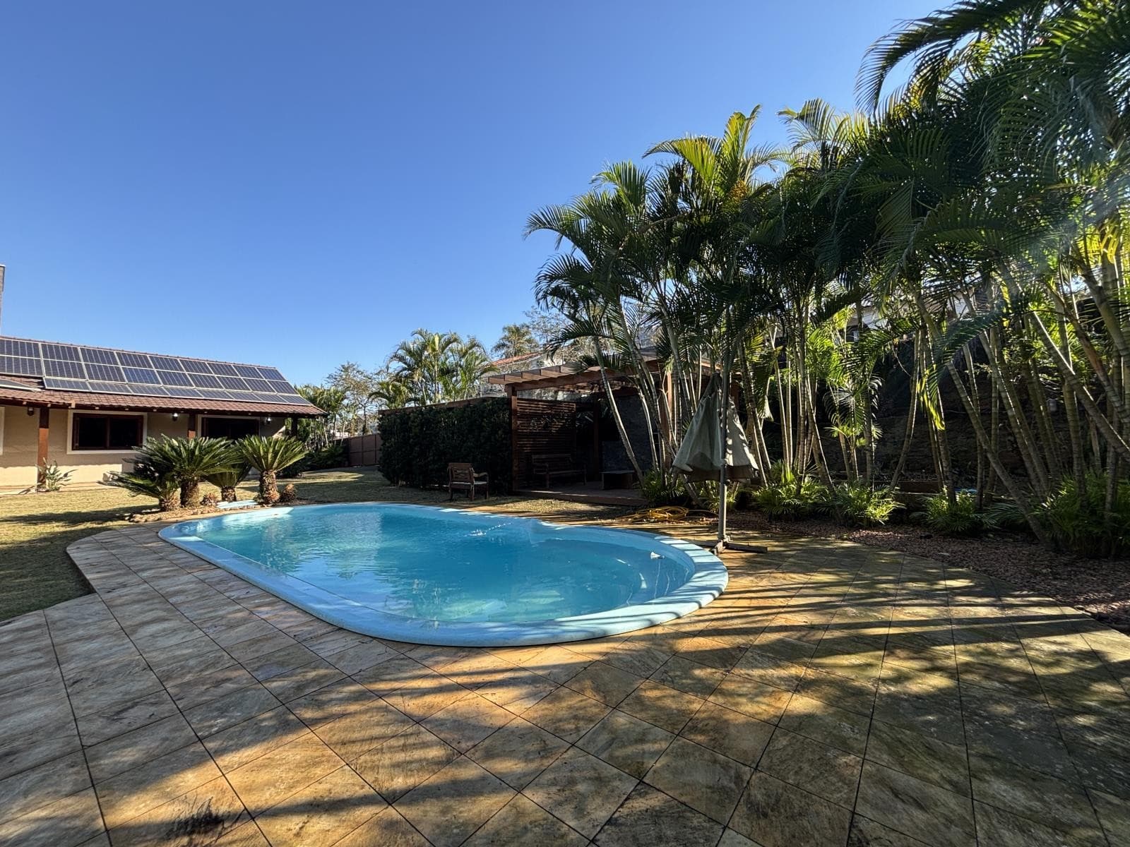 CASA COM 4 DORMITÓRIOS (1 SUÍTE), 2 VAGAS, 440M² ÁREA PRIVATIVA para locação EM IPIRANGA - foto 3