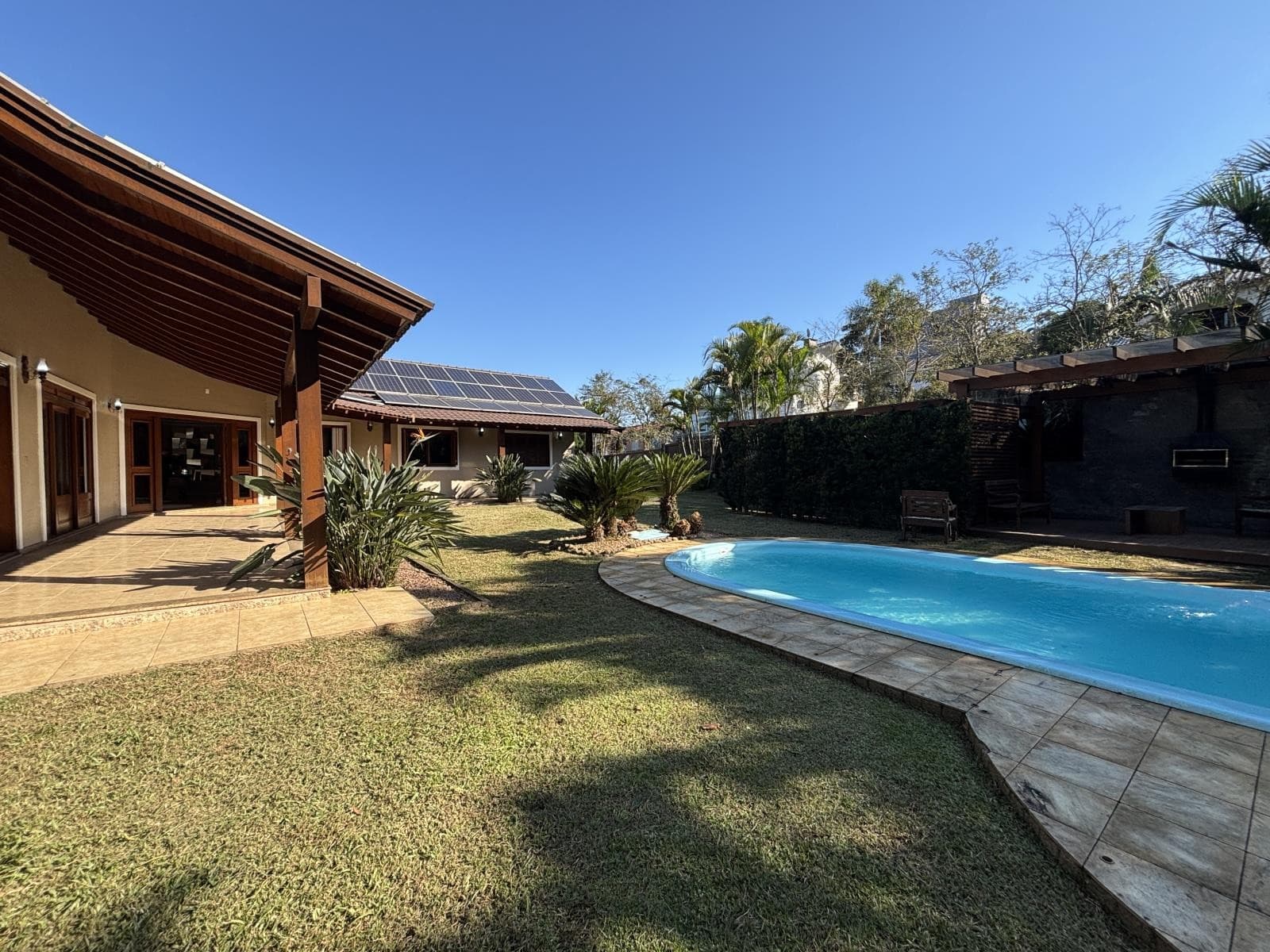 CASA COM 4 DORMITÓRIOS (1 SUÍTE), 2 VAGAS, 440M² ÁREA PRIVATIVA para locação EM IPIRANGA - foto 4