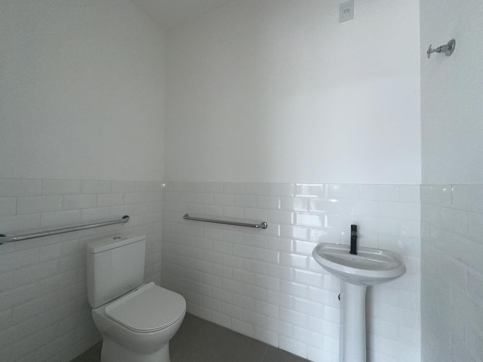 LOJA / SALA, 93M² ÁREA PRIVATIVA para locação EM CIDADE NOVA - foto 4