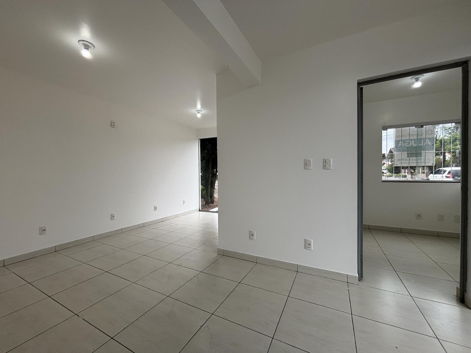 LOJA / SALA, 105M² ÁREA TOTAL para locação EM FARROUPILHA - foto 3