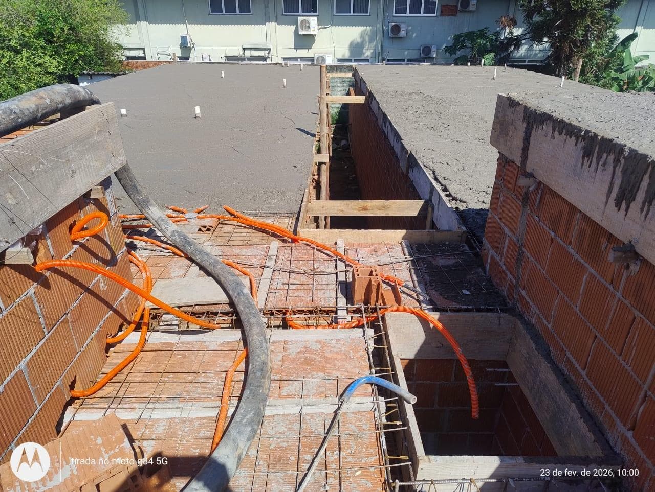 CASA COM 3 DORMITÓRIOS (1 SUÍTE), 2 VAGAS, 109M² ÁREA PRIVATIVA para venda EM CENTRO - foto 3