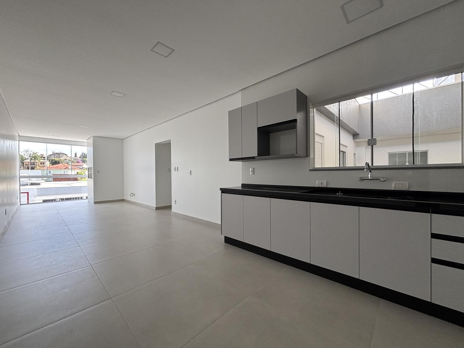 APARTAMENTO COM 2 DORMITÓRIOS (1 SUÍTE), 1 VAGA, 85M² ÁREA TOTAL para locação EM CONCÓRDIA - foto 1
