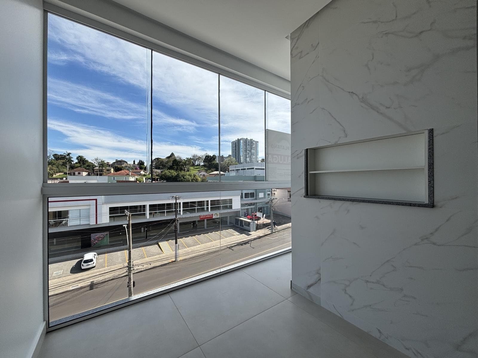APARTAMENTO COM 2 DORMITÓRIOS (1 SUÍTE), 1 VAGA, 85M² ÁREA TOTAL para locação EM CONCÓRDIA - foto 4