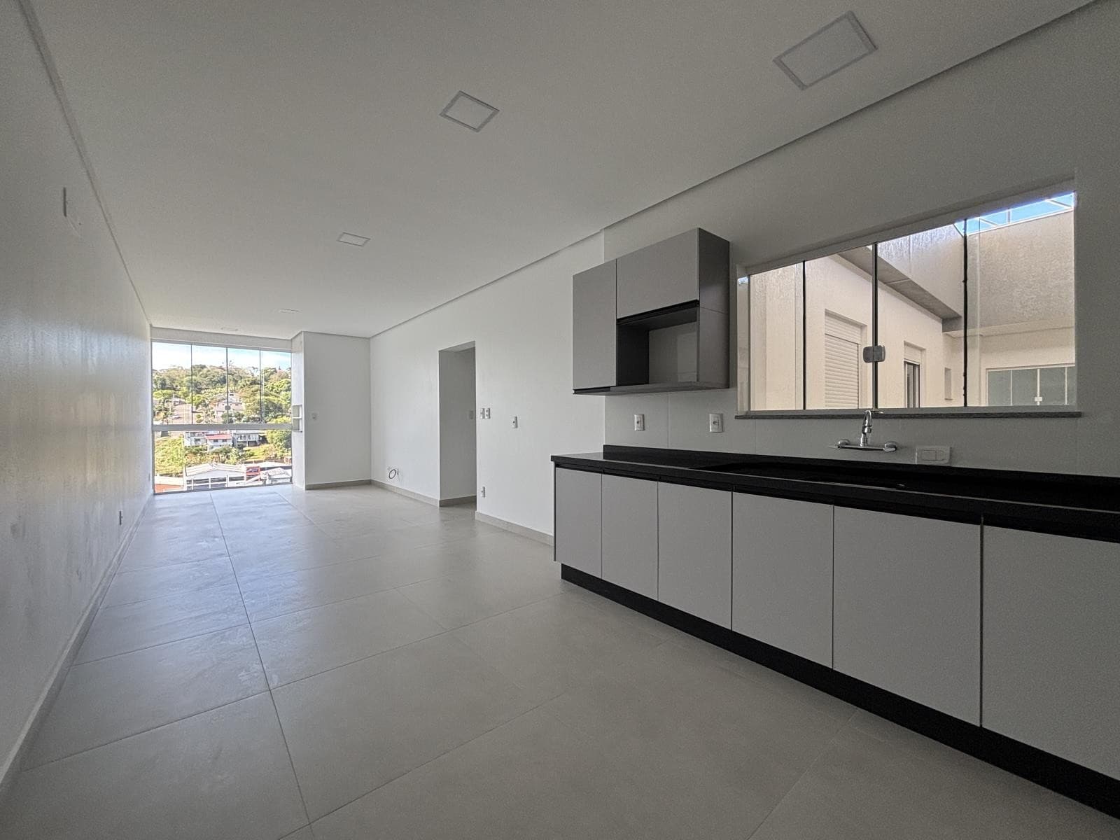 APARTAMENTO COM 2 DORMITÓRIOS (1 SUÍTE), 1 VAGA, 82M² ÁREA TOTAL para locação EM CONCÓRDIA - foto 1