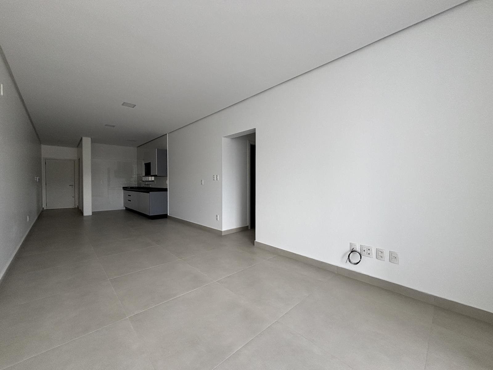 APARTAMENTO COM 2 DORMITÓRIOS (1 SUÍTE), 1 VAGA, 86M² ÁREA TOTAL para locação EM CONCÓRDIA - foto 4