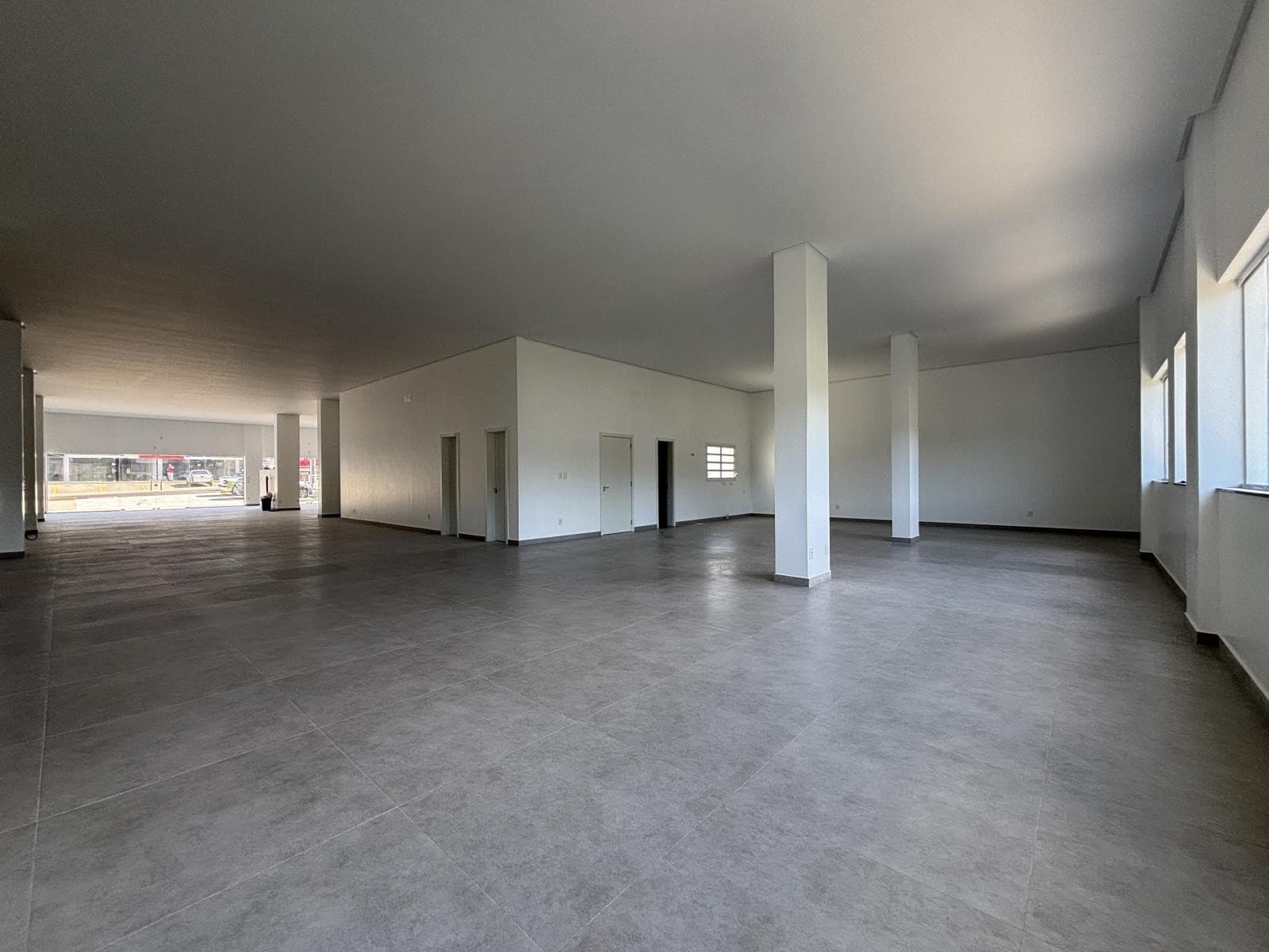 LOJA / SALA, 331M² ÁREA TOTAL para locação EM CONCÓRDIA - foto 4