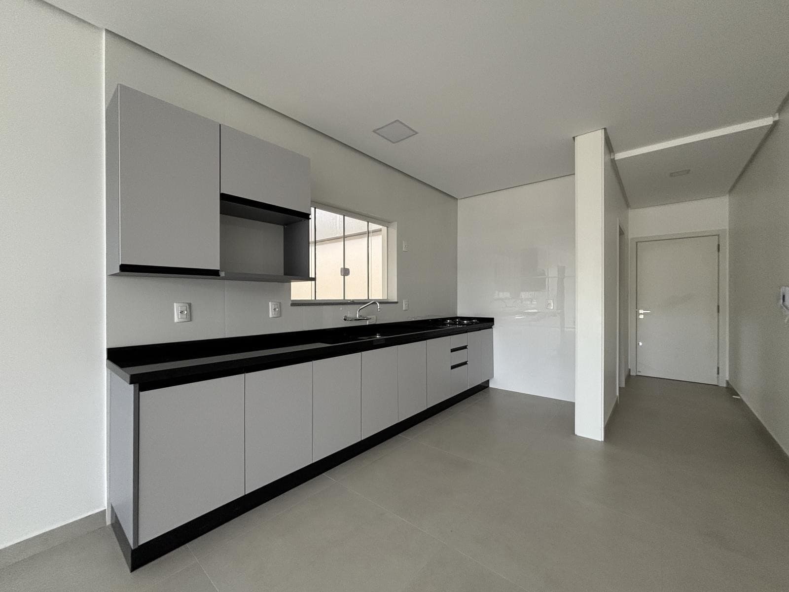 APARTAMENTO COM 2 DORMITÓRIOS (1 SUÍTE), 1 VAGA, 82M² ÁREA TOTAL para locação EM CONCÓRDIA - foto 2