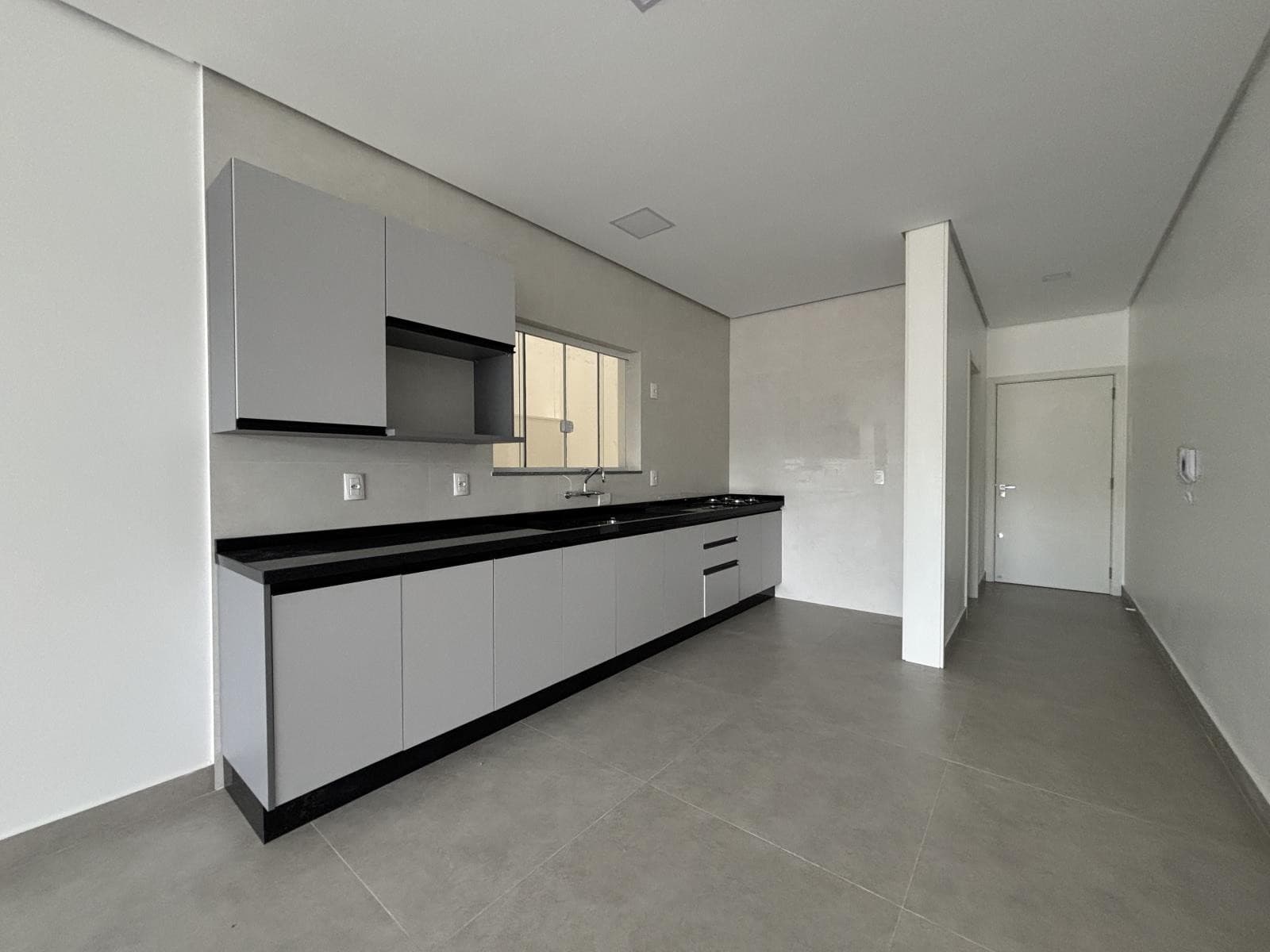 APARTAMENTO COM 3 DORMITÓRIOS (1 SUÍTE), 1 VAGA, 82M² ÁREA TOTAL para locação EM CONCÓRDIA - foto 2