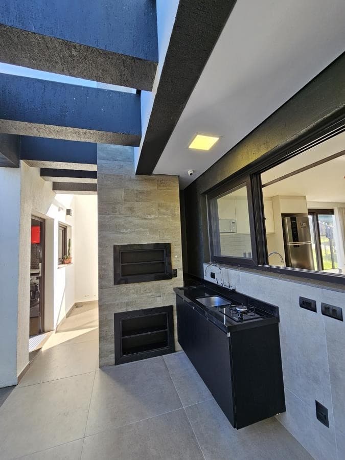 CASA COM 3 DORMITÓRIOS (1 SUÍTE), 2 VAGAS, 240M² ÁREA PRIVATIVA para venda EM JARDIM DO ALTO - foto 3